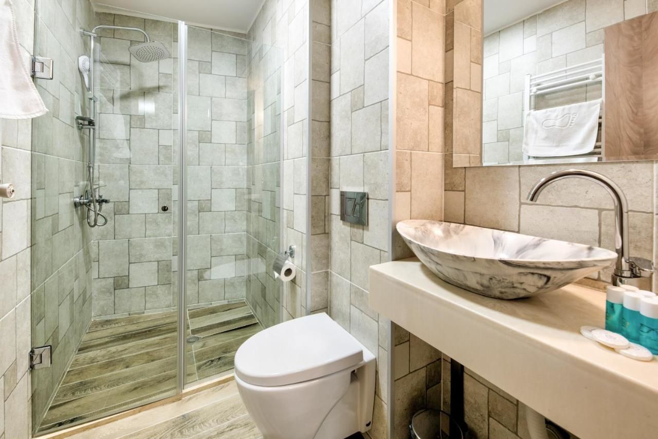 Отель Gallery Inn Тбилиси-9