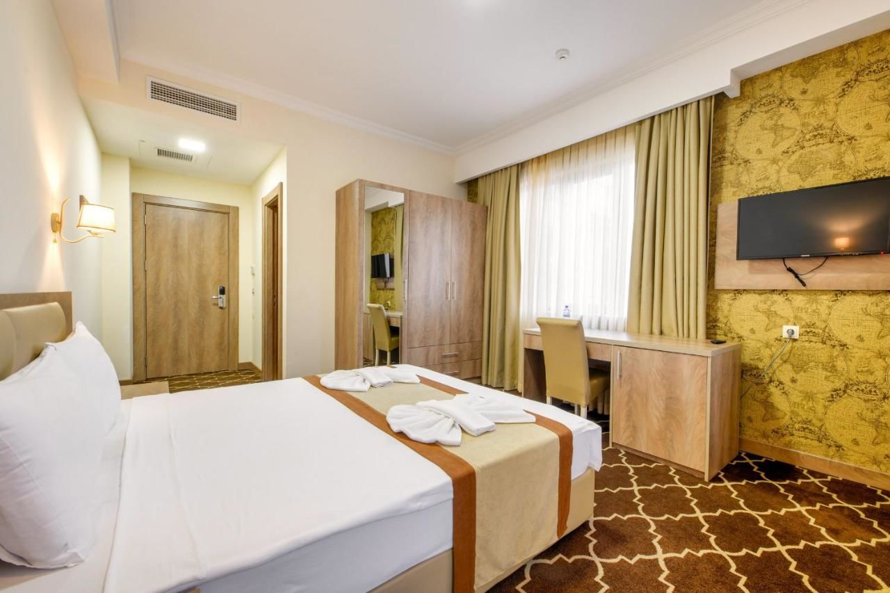 Отель Gallery Inn Тбилиси-12